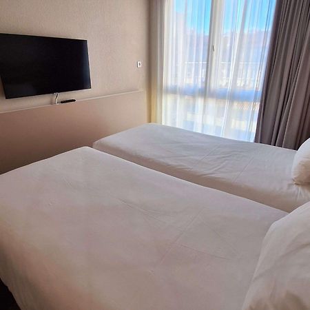 Ibis Styles Toulon Centre Port Hotel Exterior photo
